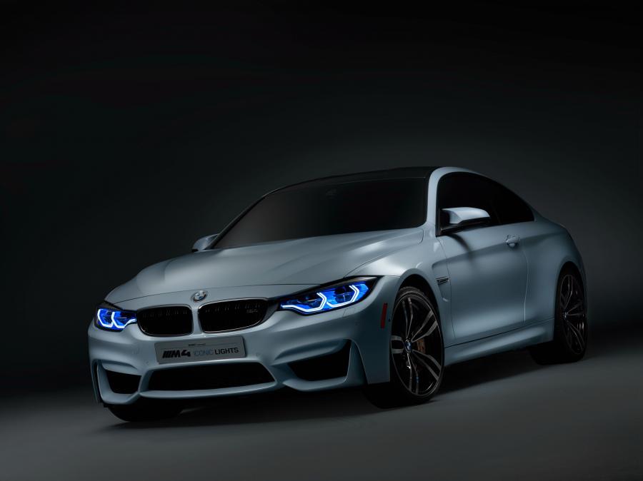  BMW M4 Iconic Lights Concept 2015 года  (фото 1 из 26)